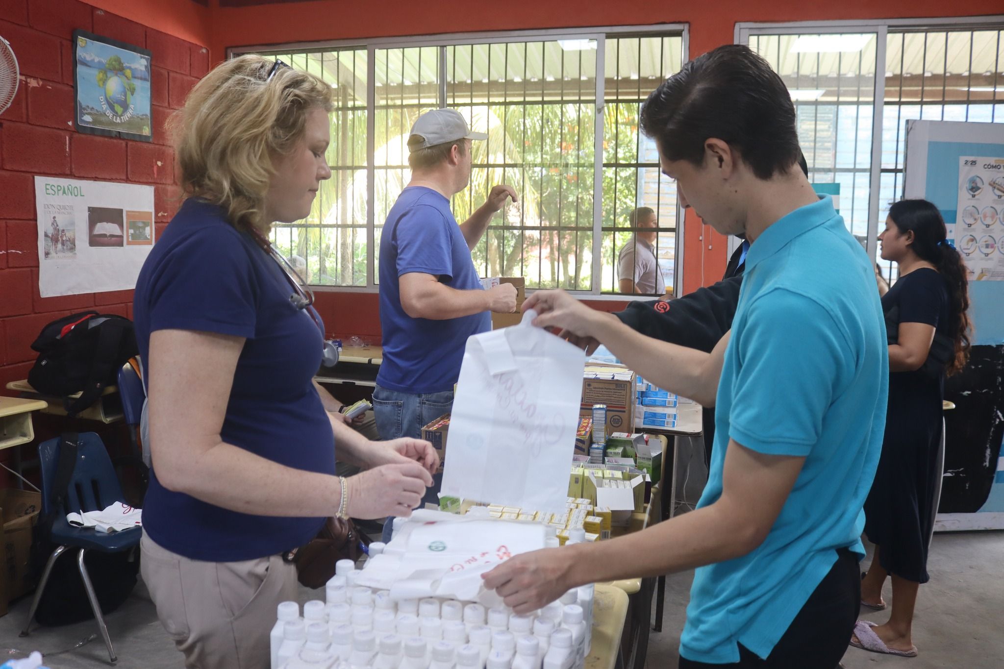 Guaruma #2 recibe brigada médica y jornada de belleza gratuita en alianza con cooperantes internacionales