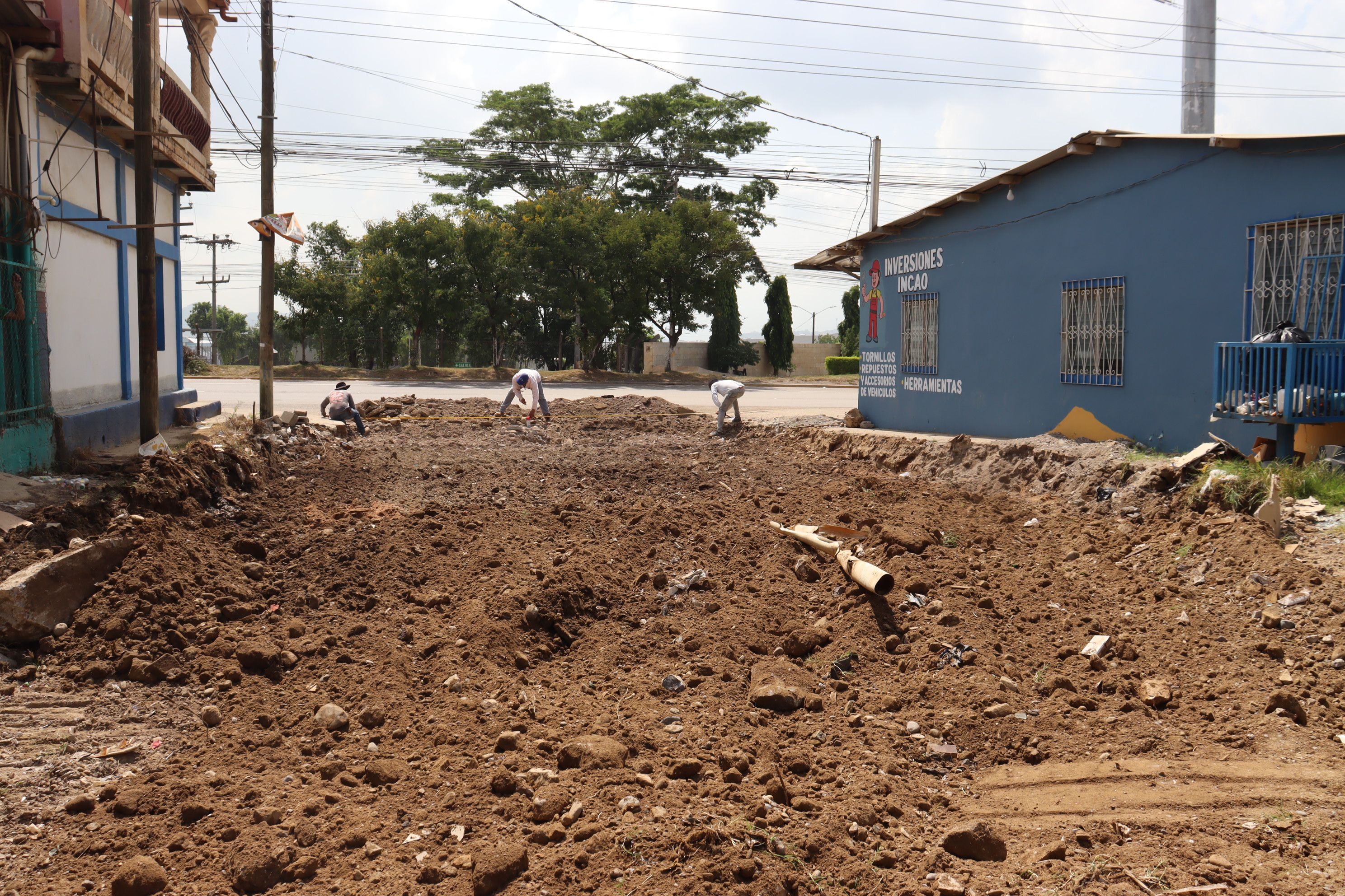 Municipalidad inicia trabajos de terracería